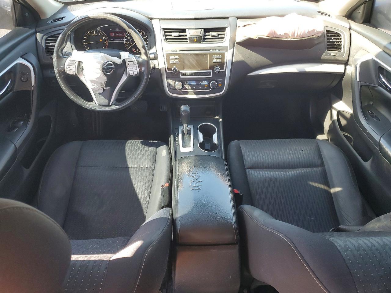 2017 NISSAN ALTIMA 2.5 SV photo 22