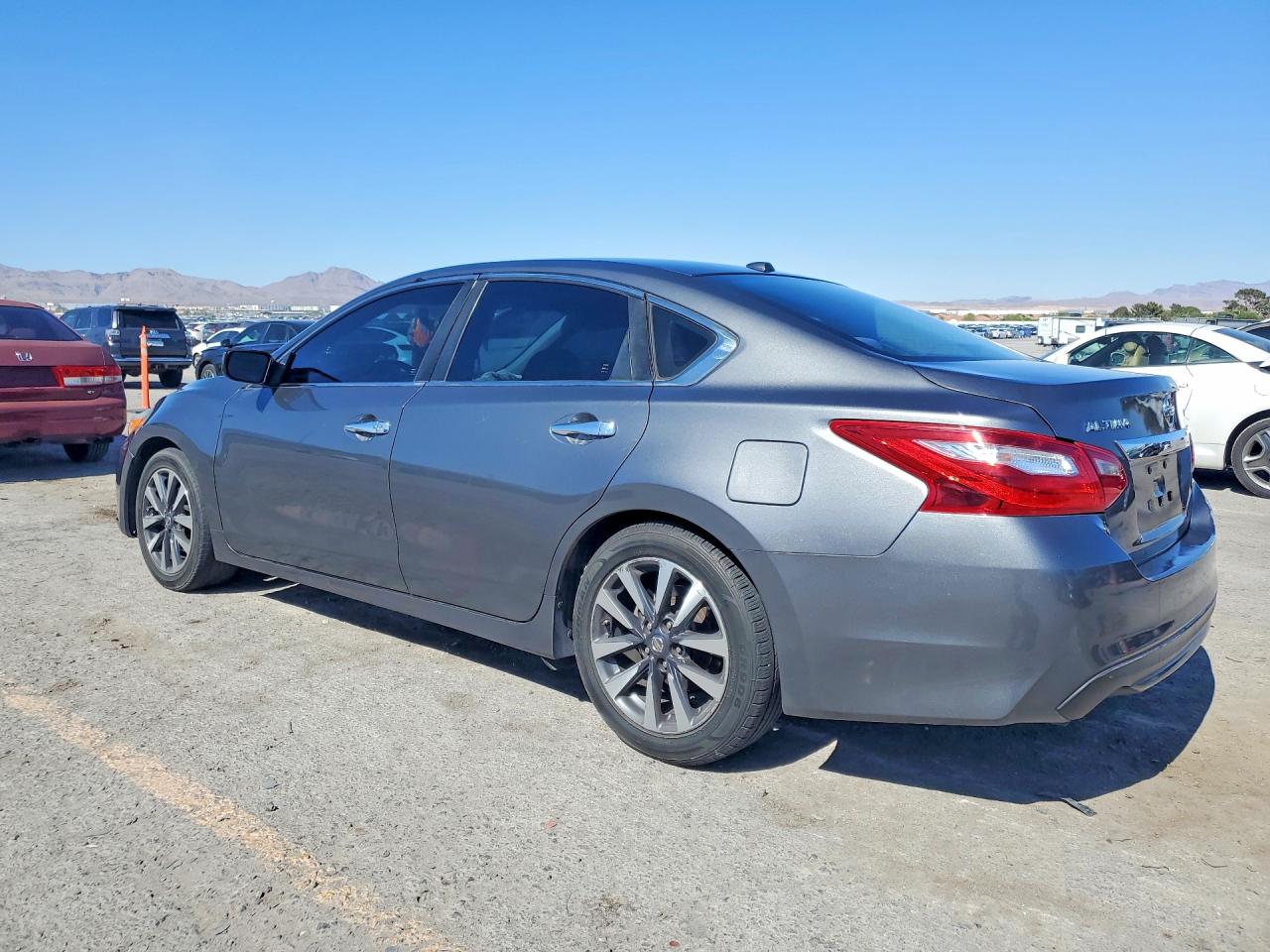 2017 NISSAN ALTIMA 2.5 SV photo 4