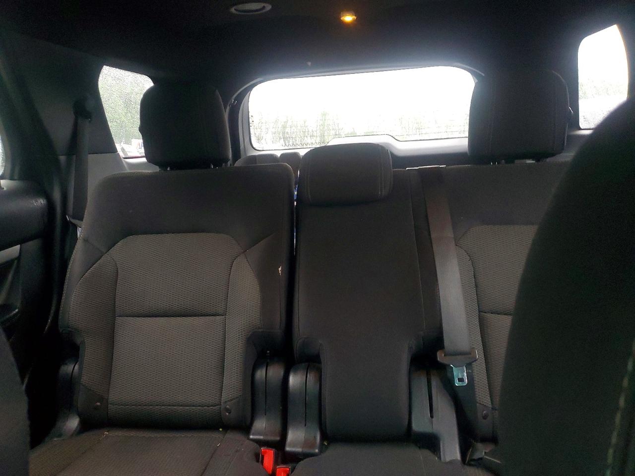 2017 FORD EXPLORER XLT photo 28