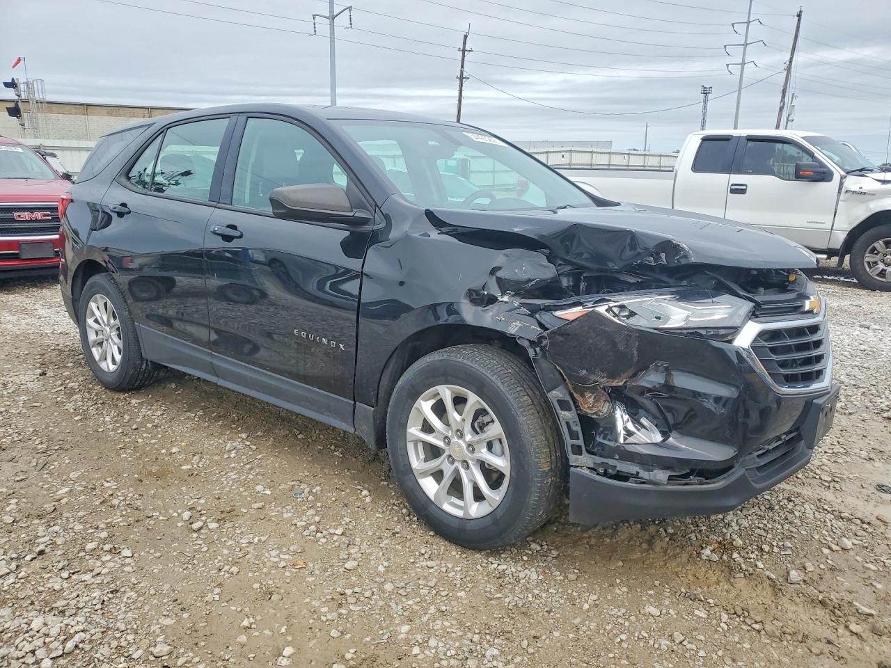 2019 CHEVROLET EQUINOX LS photo 4