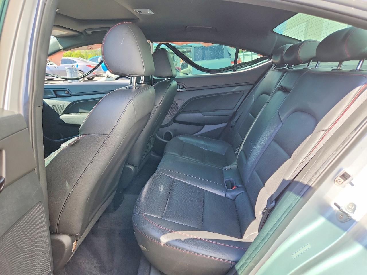 2018 HYUNDAI ELANTRA SPORT photo 19
