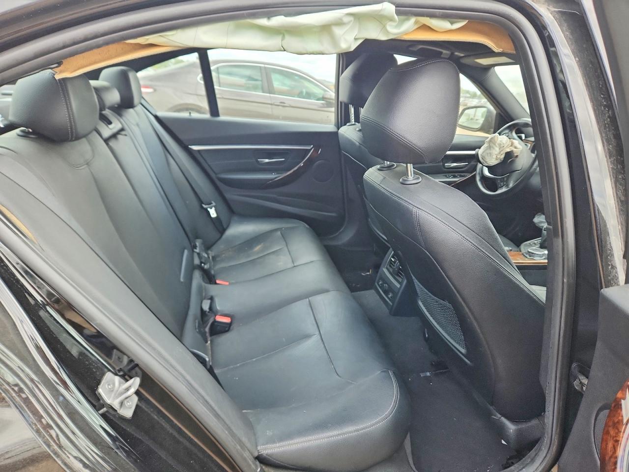 2016 BMW 328 XI SULEV photo 19