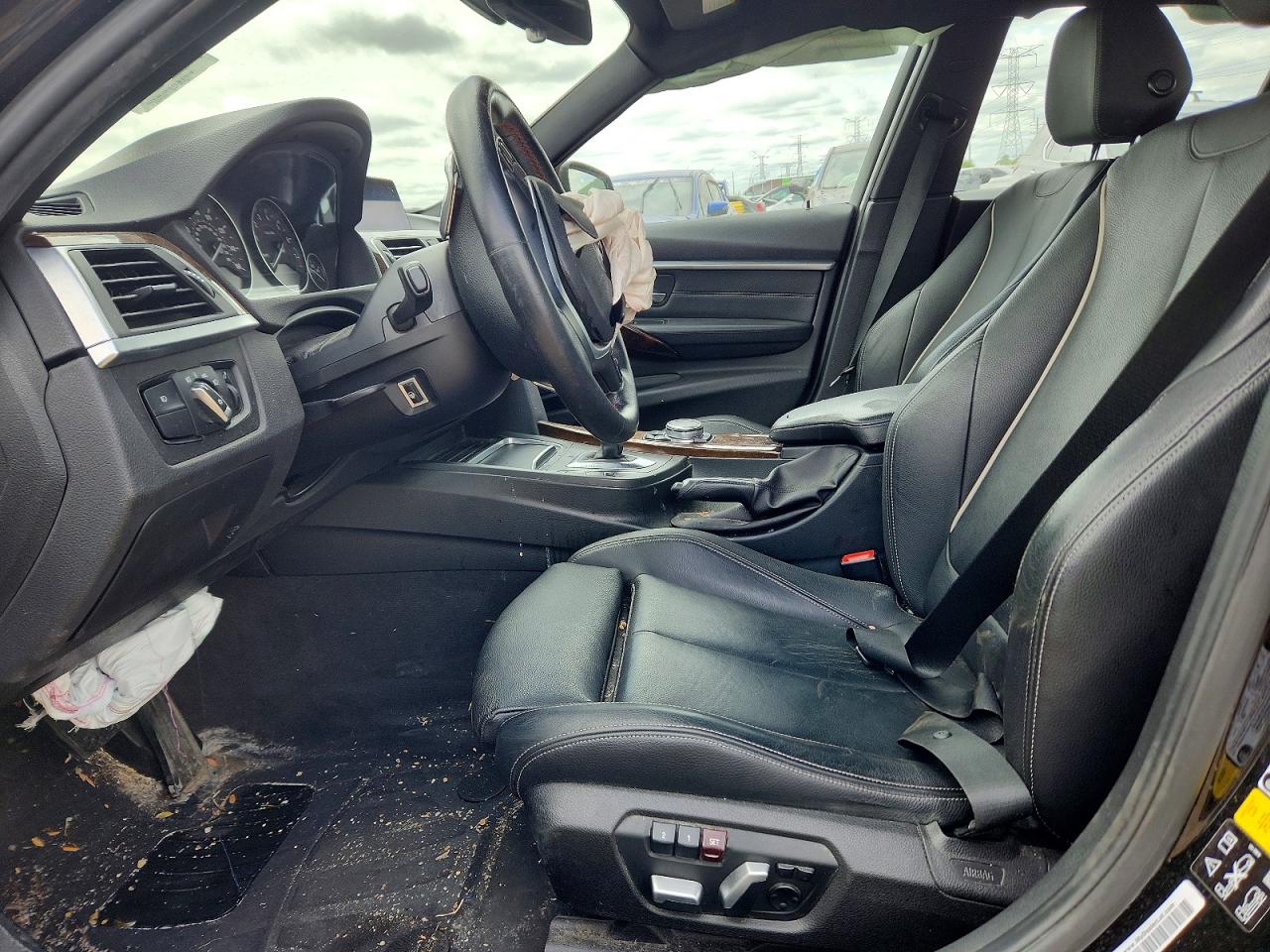 2016 BMW 328 XI SULEV photo 13