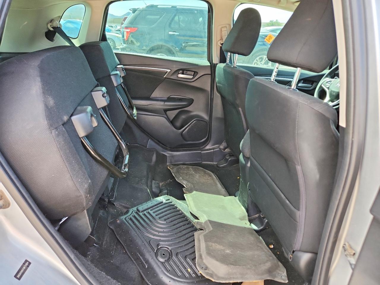 2015 HONDA FIT EX photo 28
