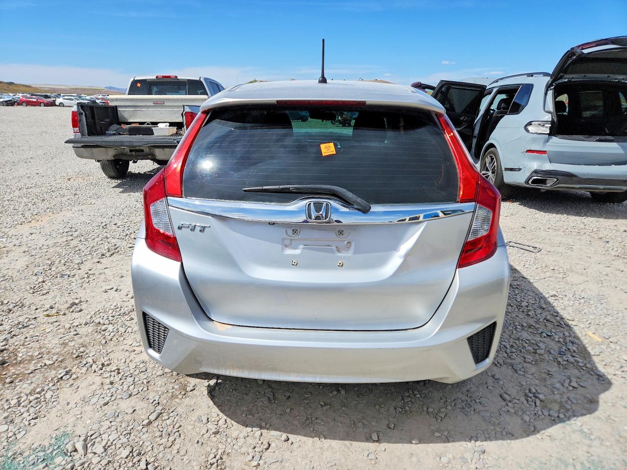 2015 HONDA FIT EX photo 16