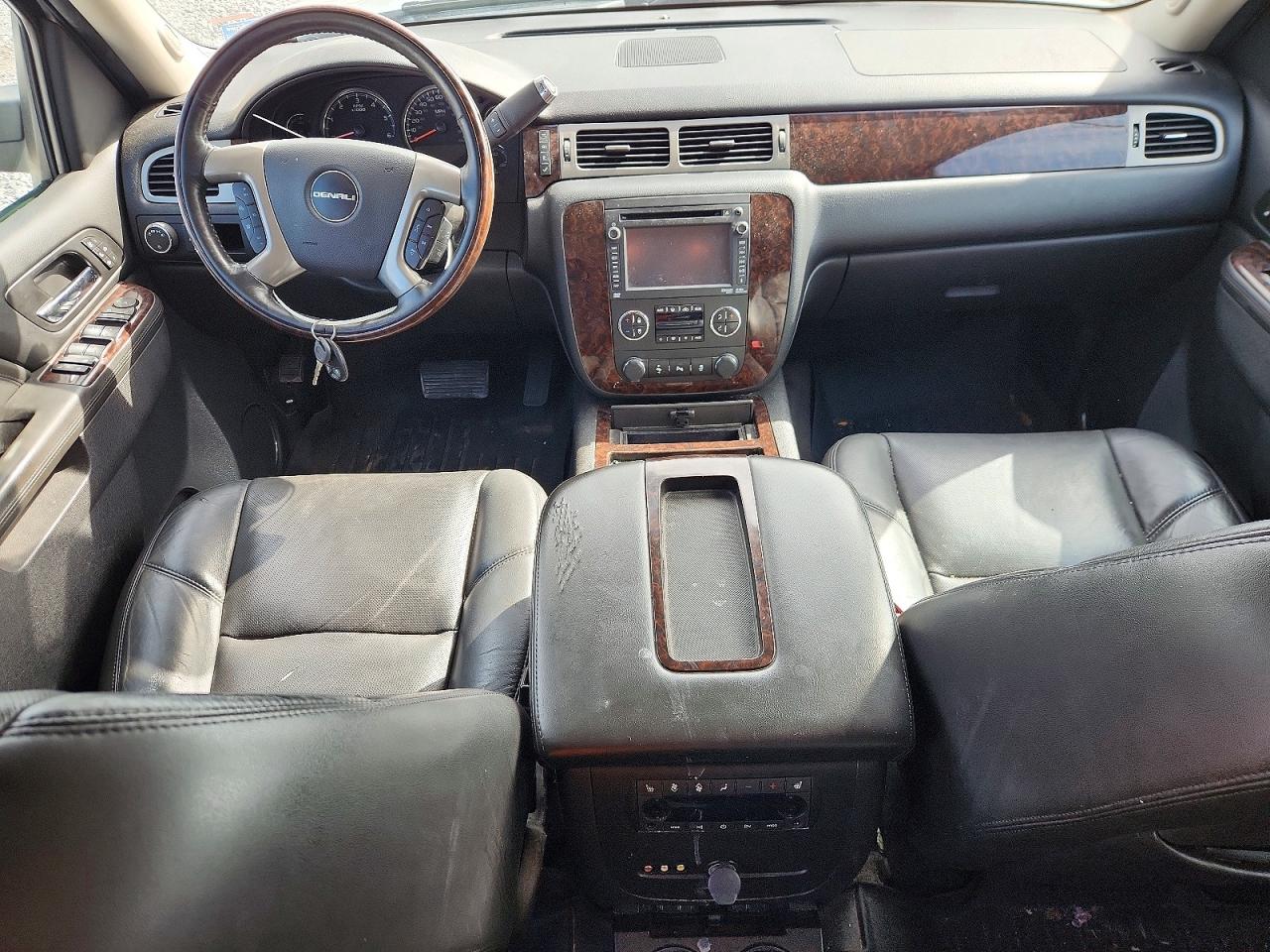 2014 GMC YUKON XL DENALI photo 15