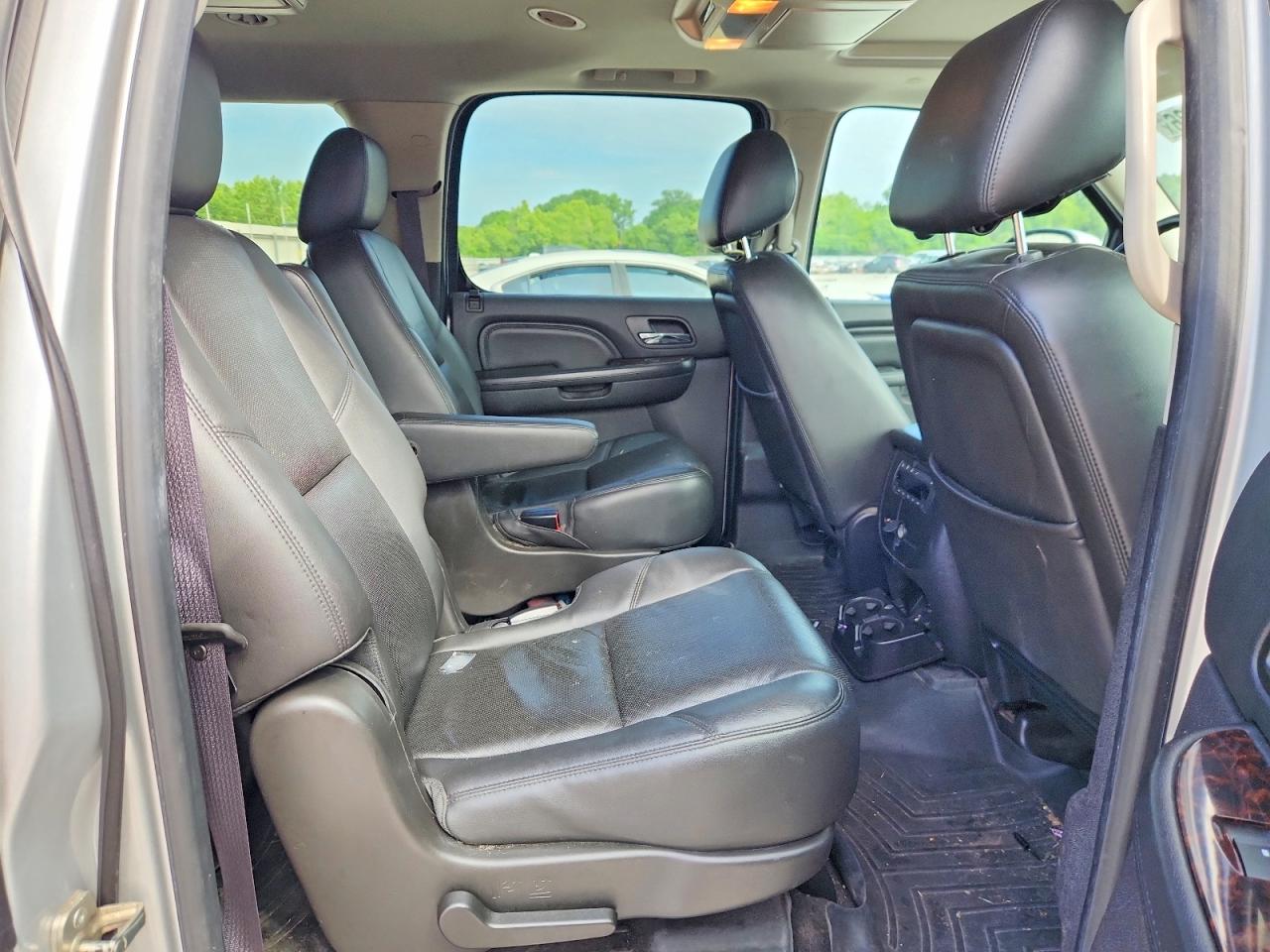 2014 GMC YUKON XL DENALI photo 21