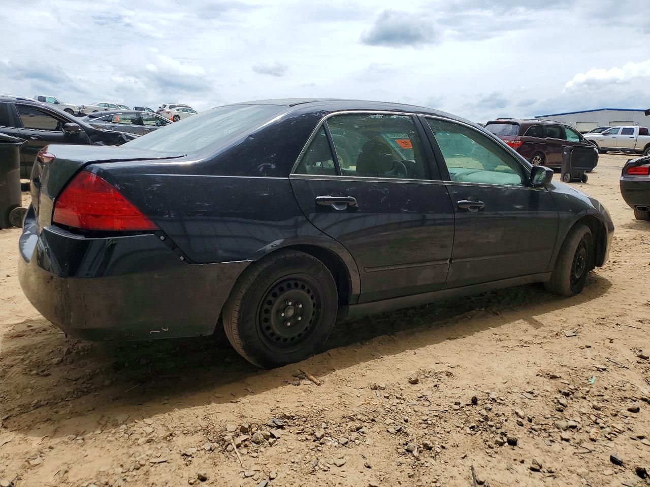 2007 HONDA ACCORD LX photo 7