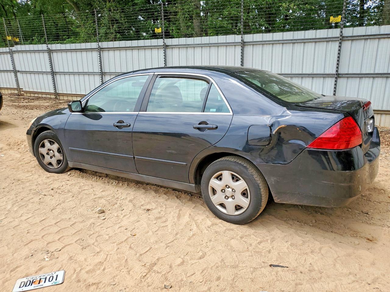 2007 HONDA ACCORD LX photo 4