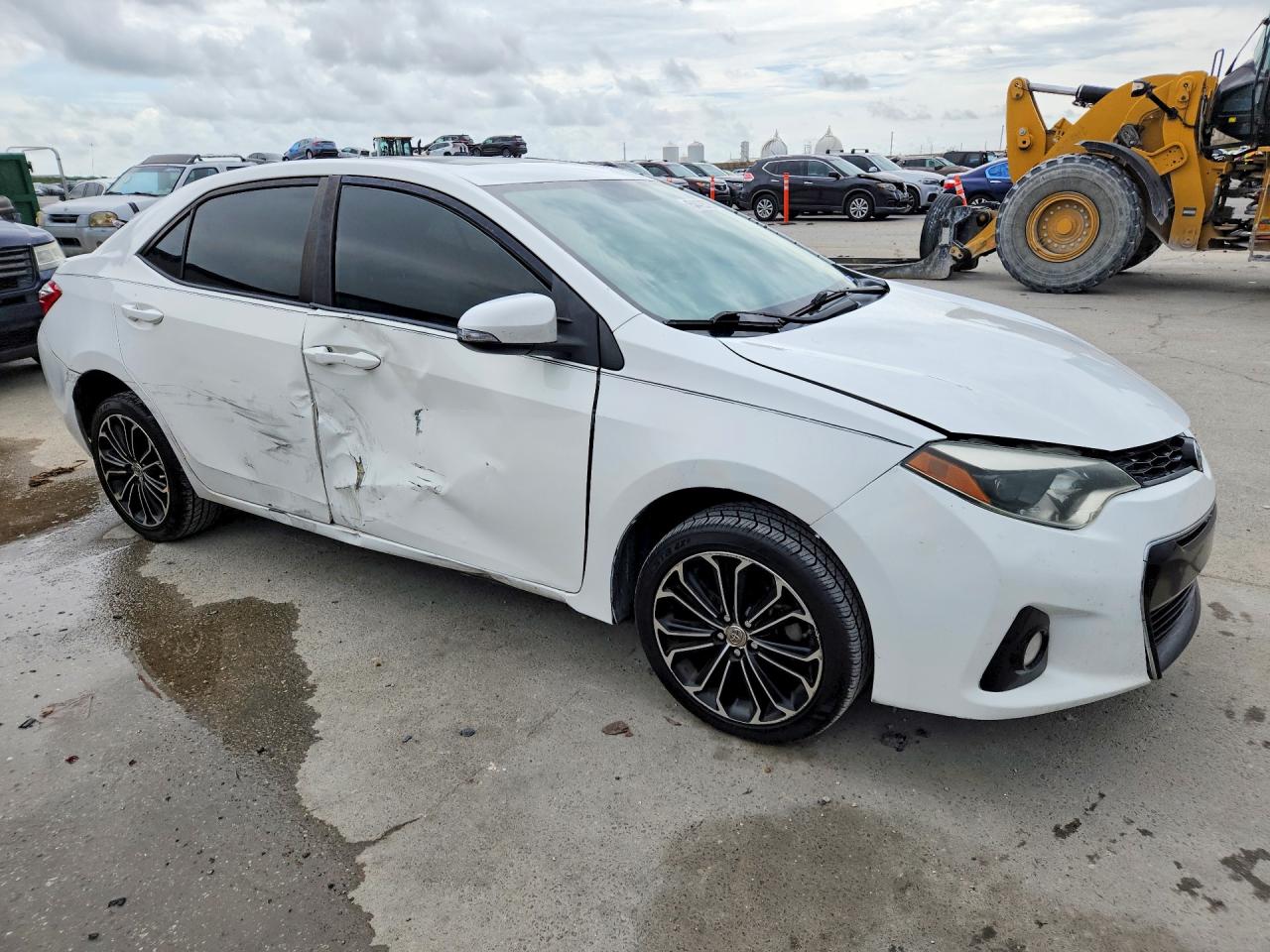 2014 TOYOTA COROLLA S PLUS photo 7