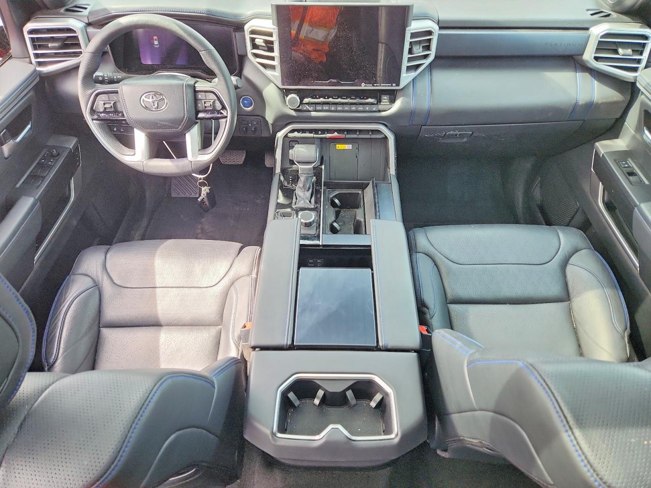 2023 TOYOTA SEQUOIA PLATINUM photo 8