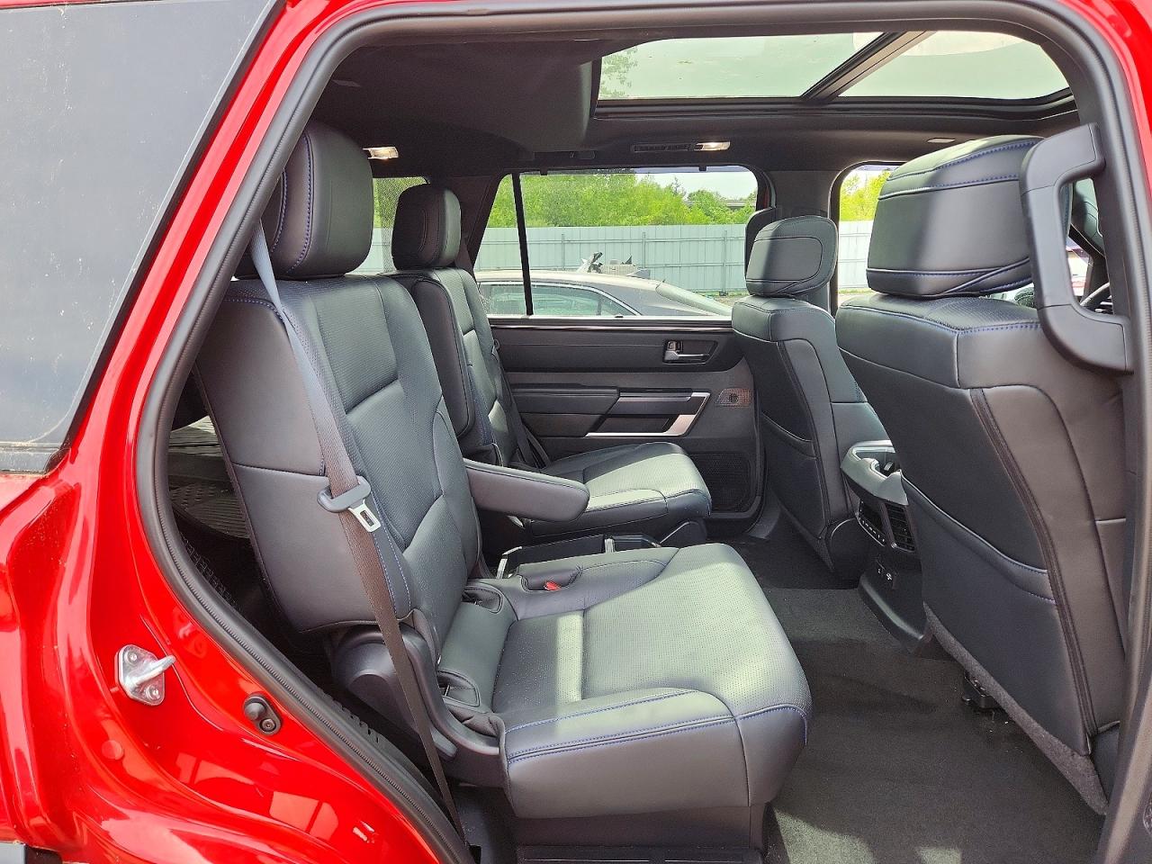 2023 TOYOTA SEQUOIA PLATINUM photo 11
