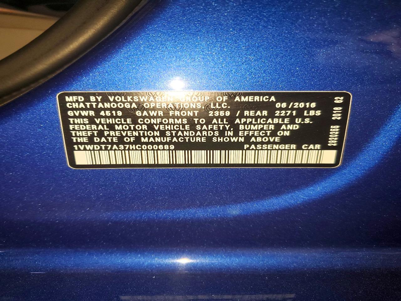 2017 VOLKSWAGEN PASSAT R-LINE photo 12