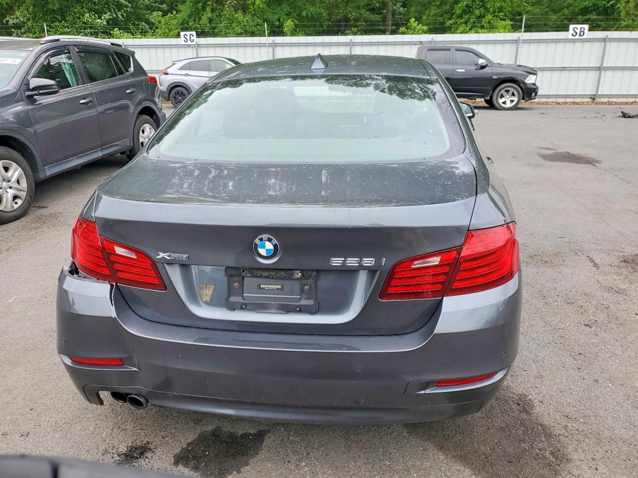 2015 BMW 528 XI photo 11