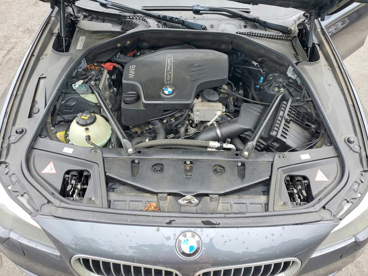 2015 BMW 528 XI photo 21