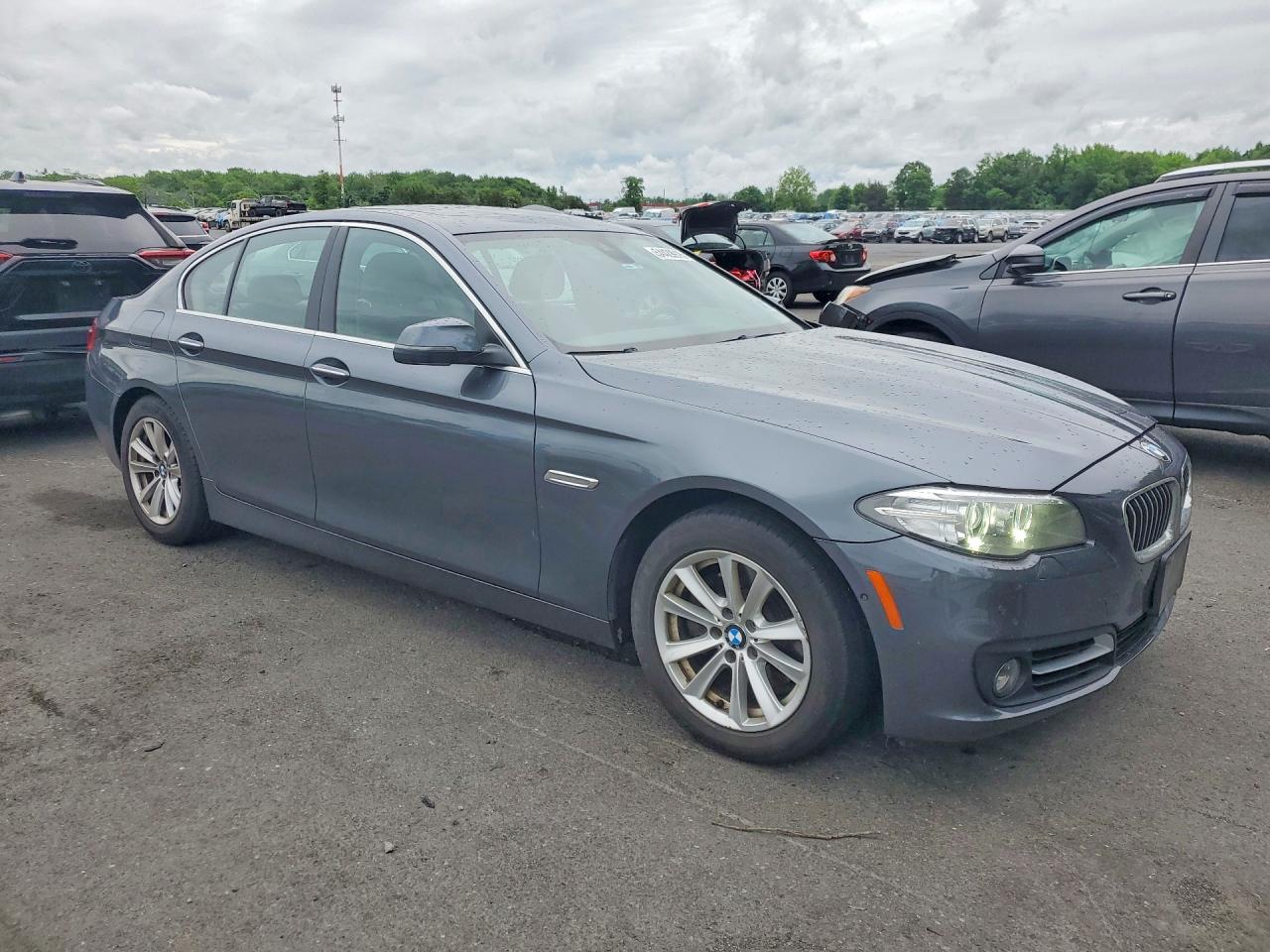 2015 BMW 528 XI photo 7
