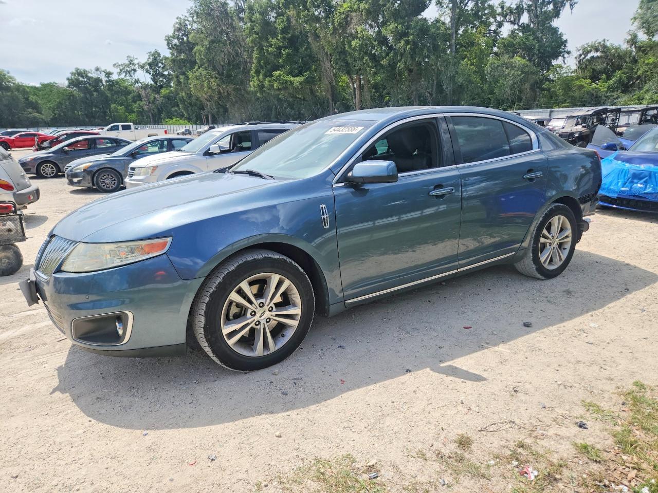 2010 LINCOLN MKS