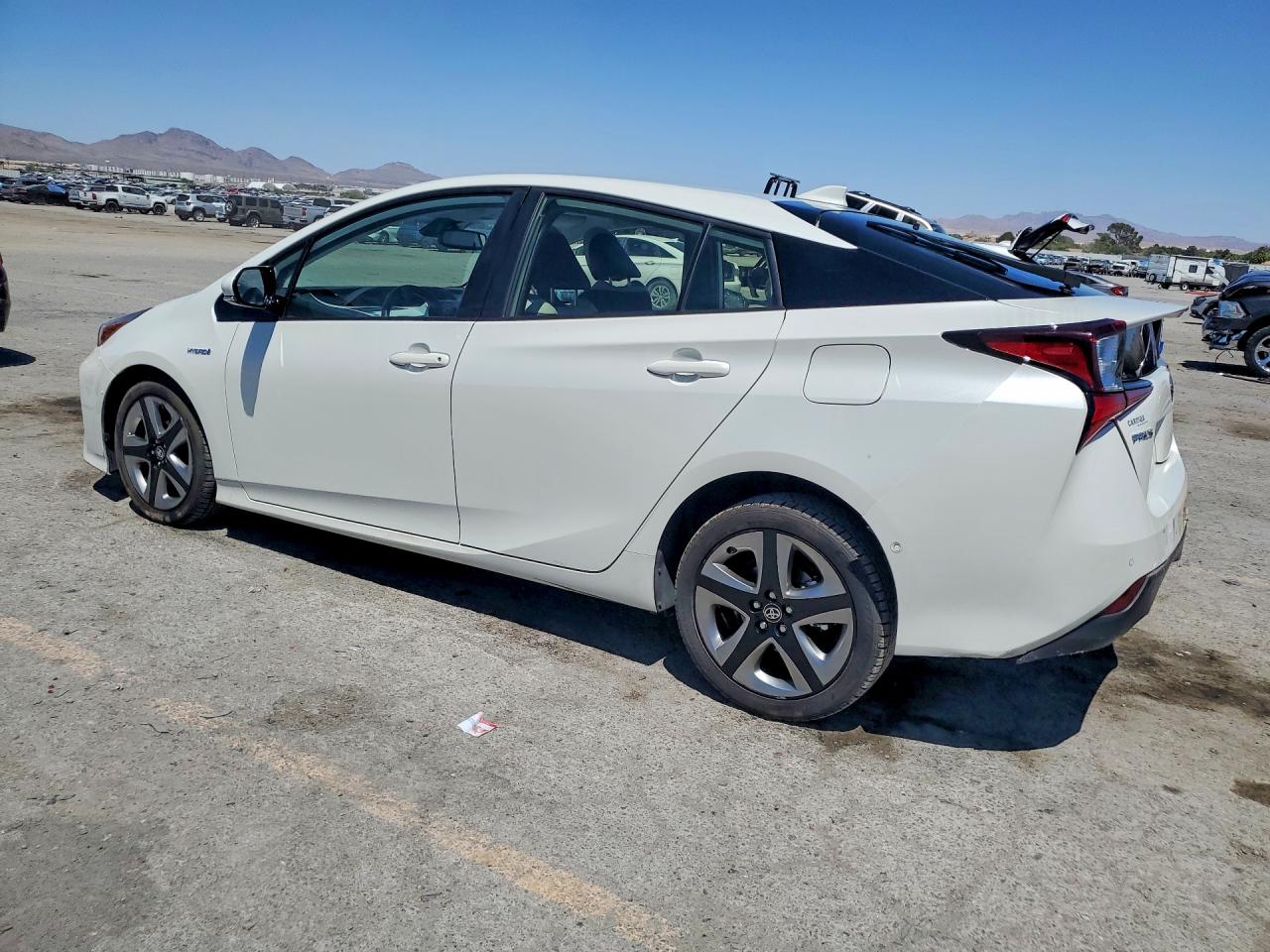 2019 TOYOTA PRIUS XLE photo 4
