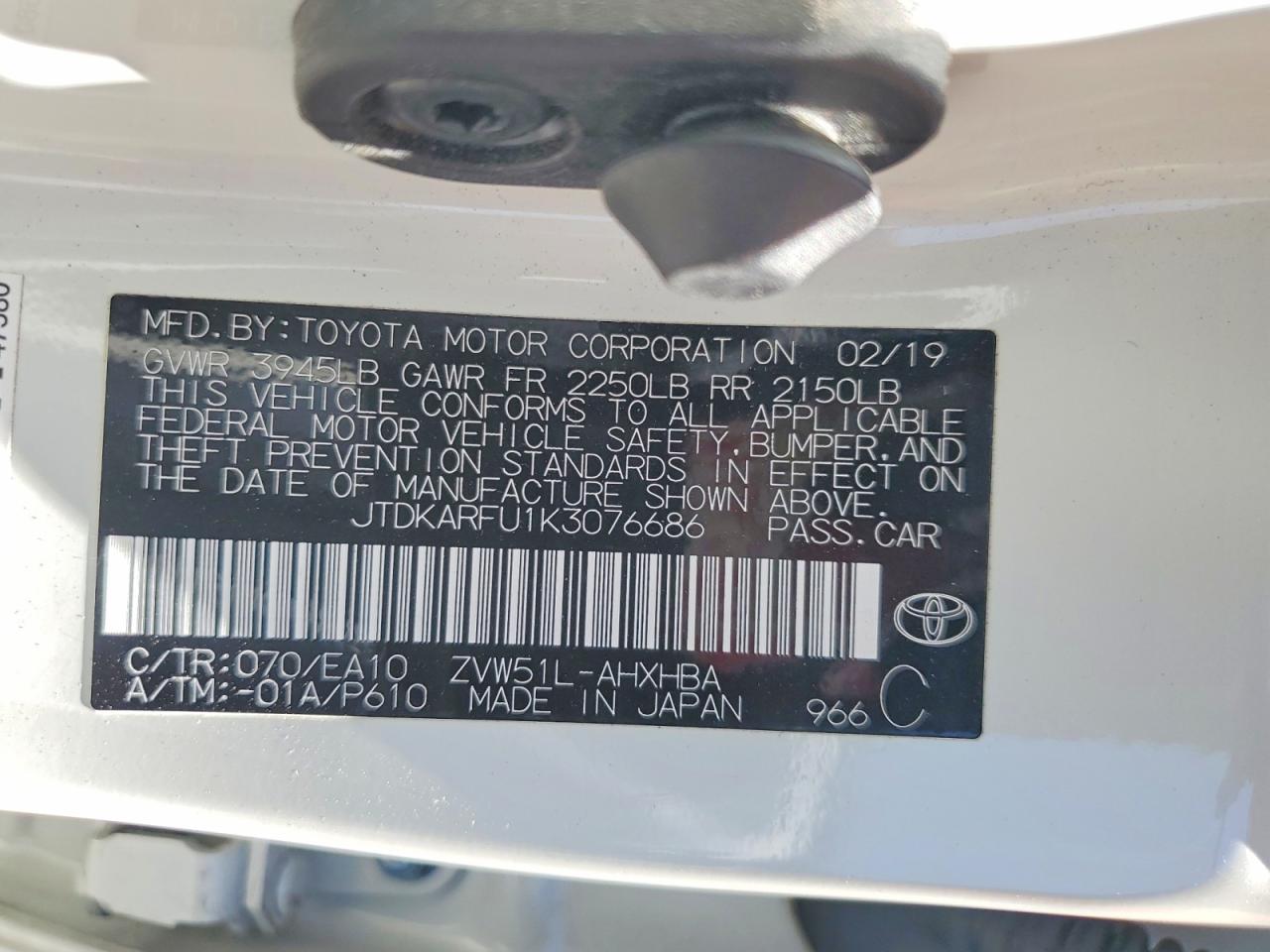 2019 TOYOTA PRIUS XLE photo 37