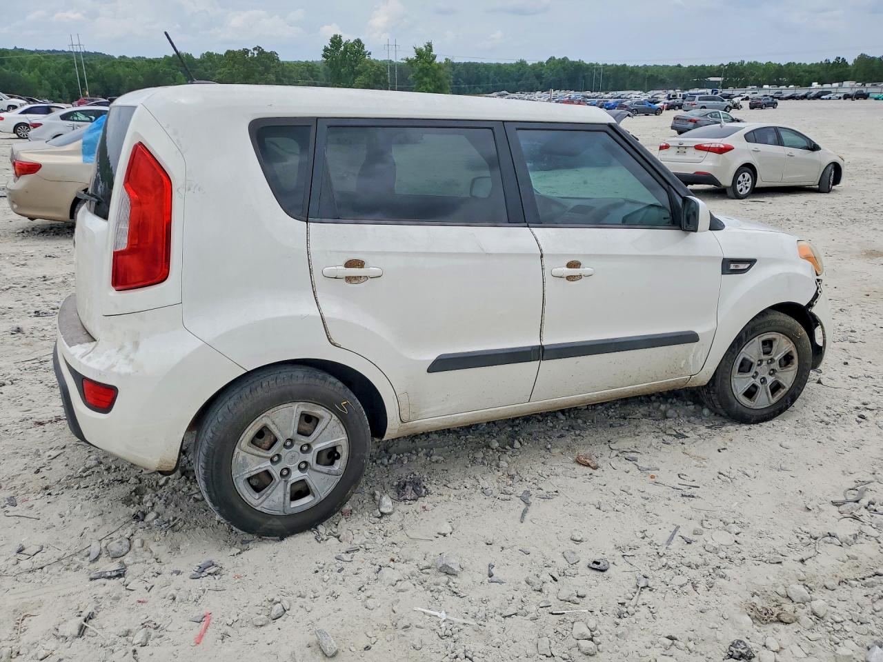 2013 KIA SOUL BASE photo 3