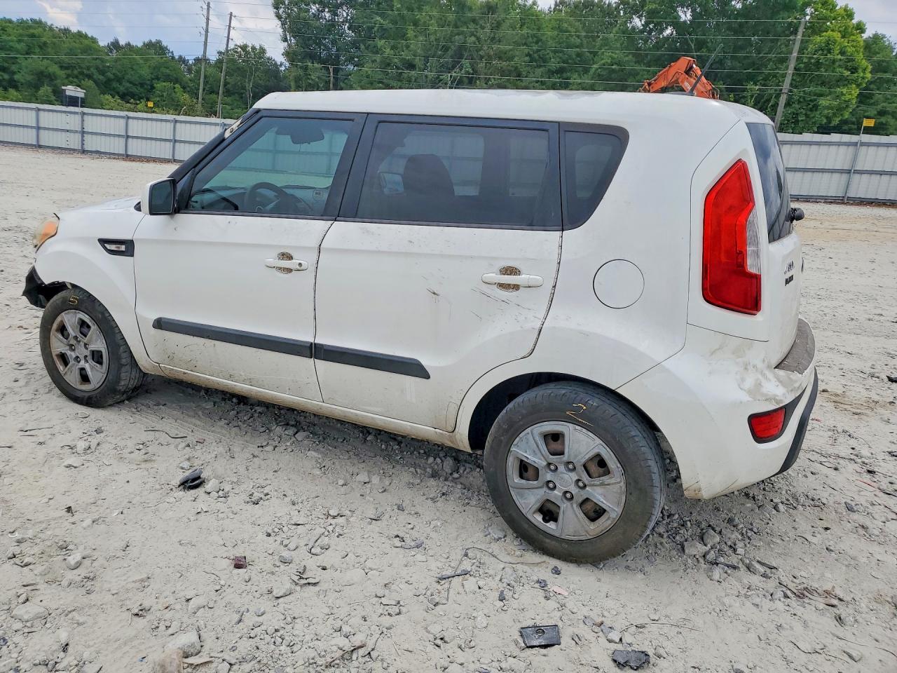 2013 KIA SOUL BASE photo 2