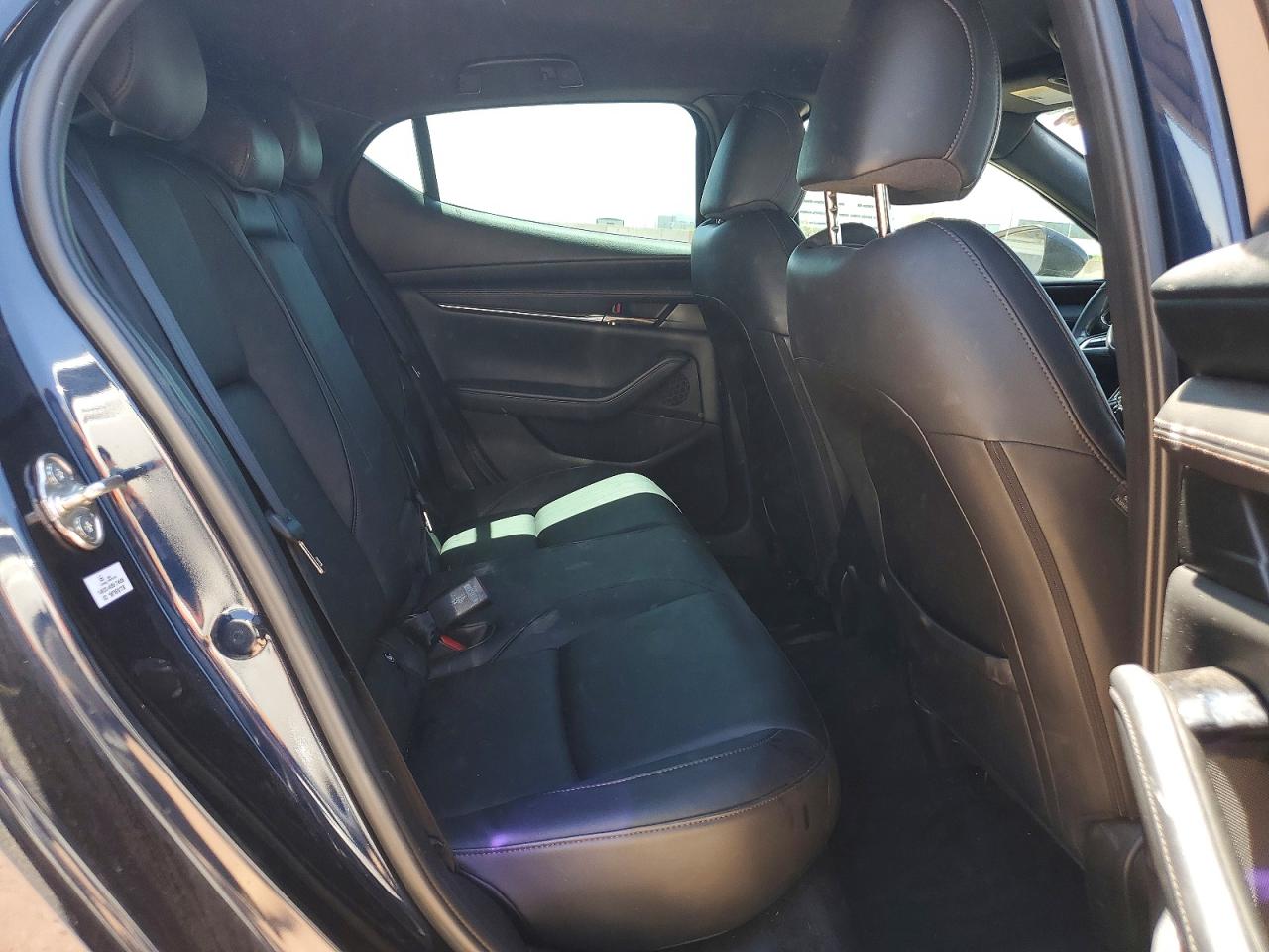 2019 MAZDA 3 PREFERRED photo 19