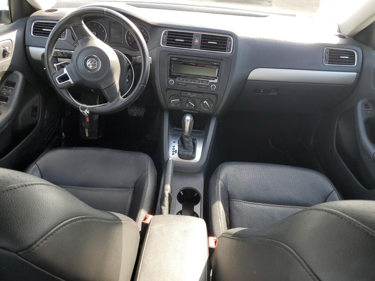 2013 VOLKSWAGEN JETTA SE photo 15