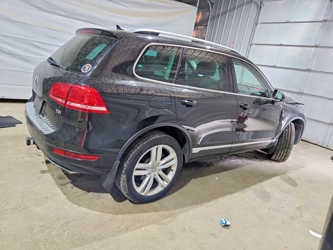 2013 VOLKSWAGEN TOUAREG V6 TDI photo 7