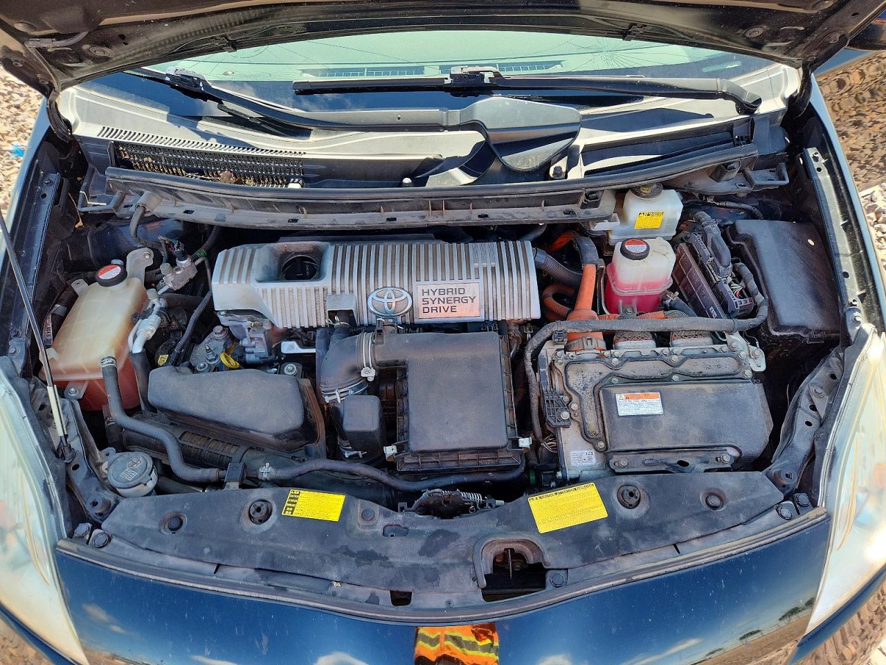 2014 TOYOTA PRIUS FOUR photo 31