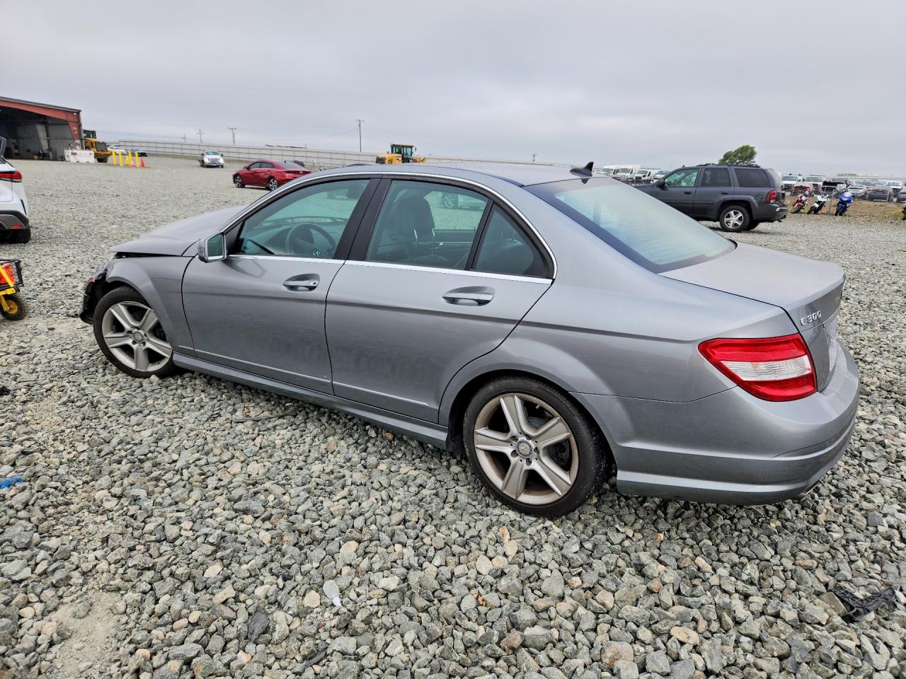 2010 MERCEDES-BENZ C 300 4MATIC photo 2