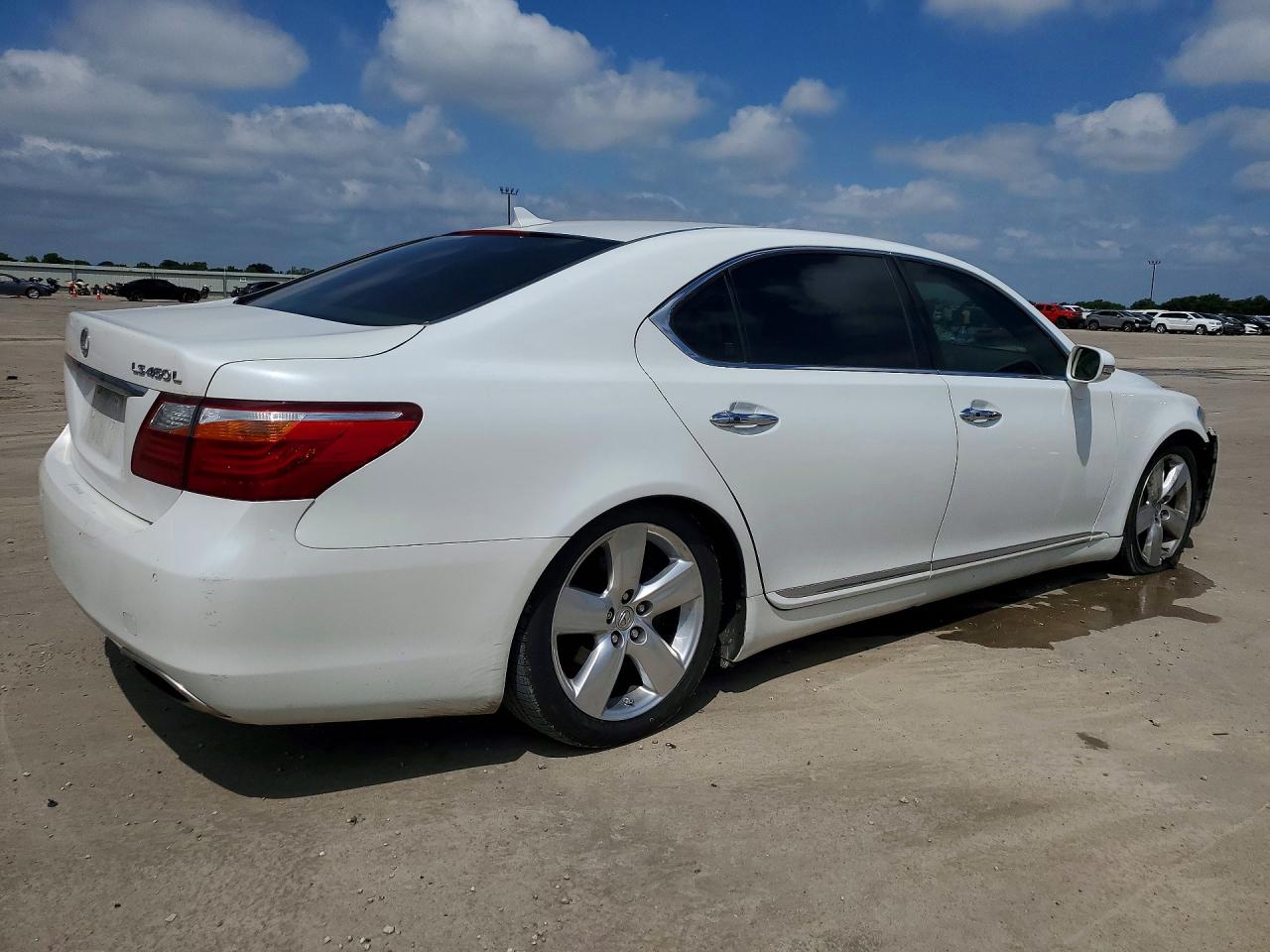 2012 LEXUS LS 460L photo 5
