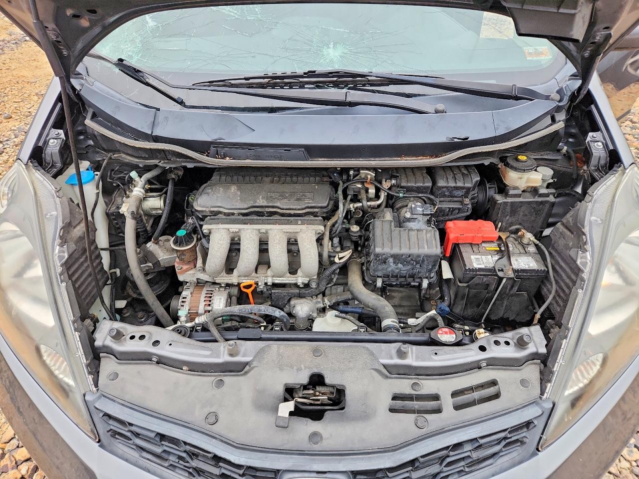 2013 HONDA FIT SPORT photo 31