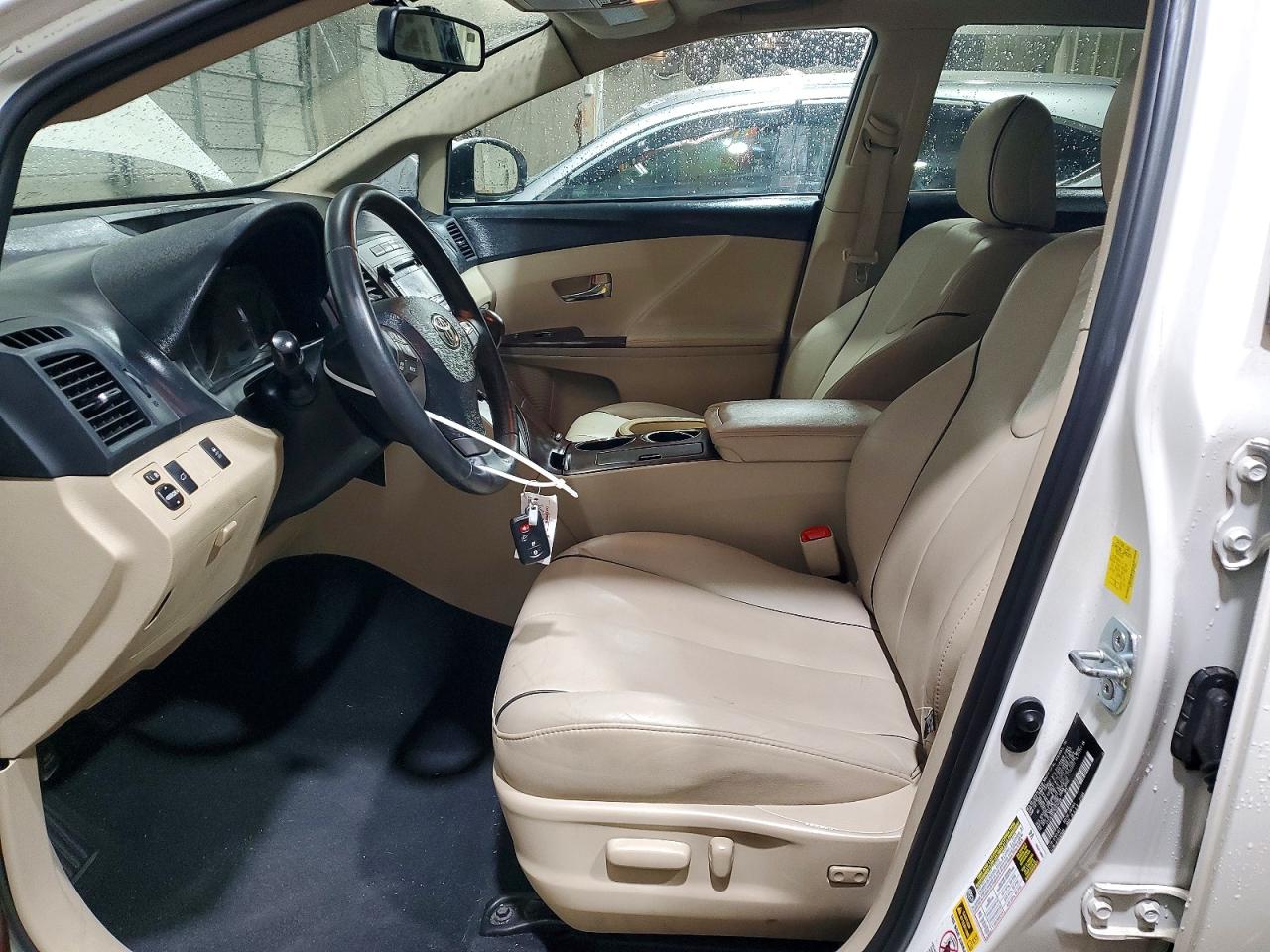 2010 TOYOTA VENZA FWD 4CYL photo 13