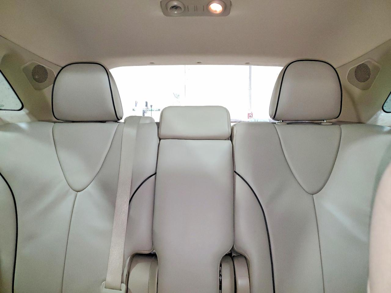 2010 TOYOTA VENZA FWD 4CYL photo 19