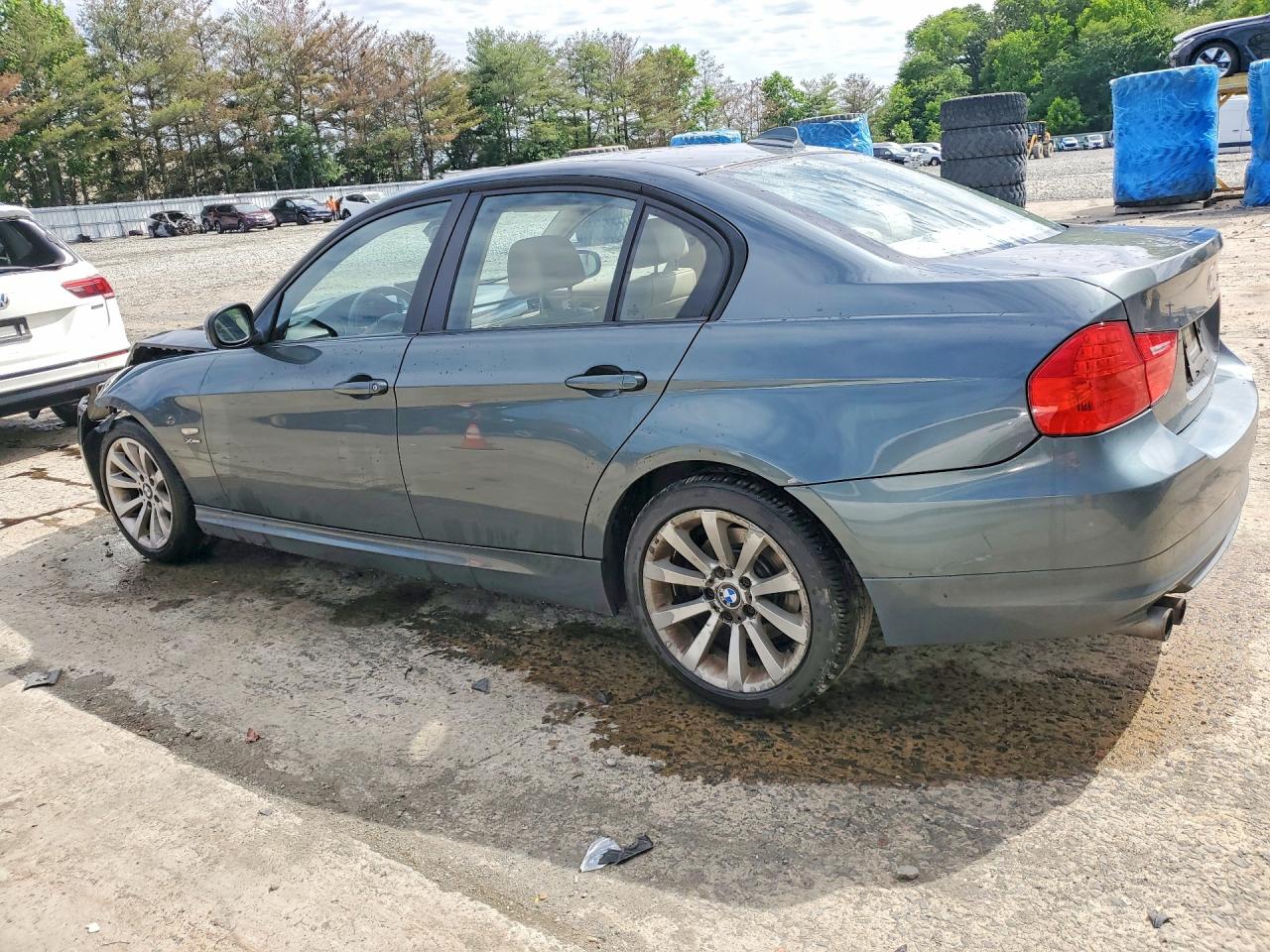 2011 BMW 328 XI SULEV photo 2