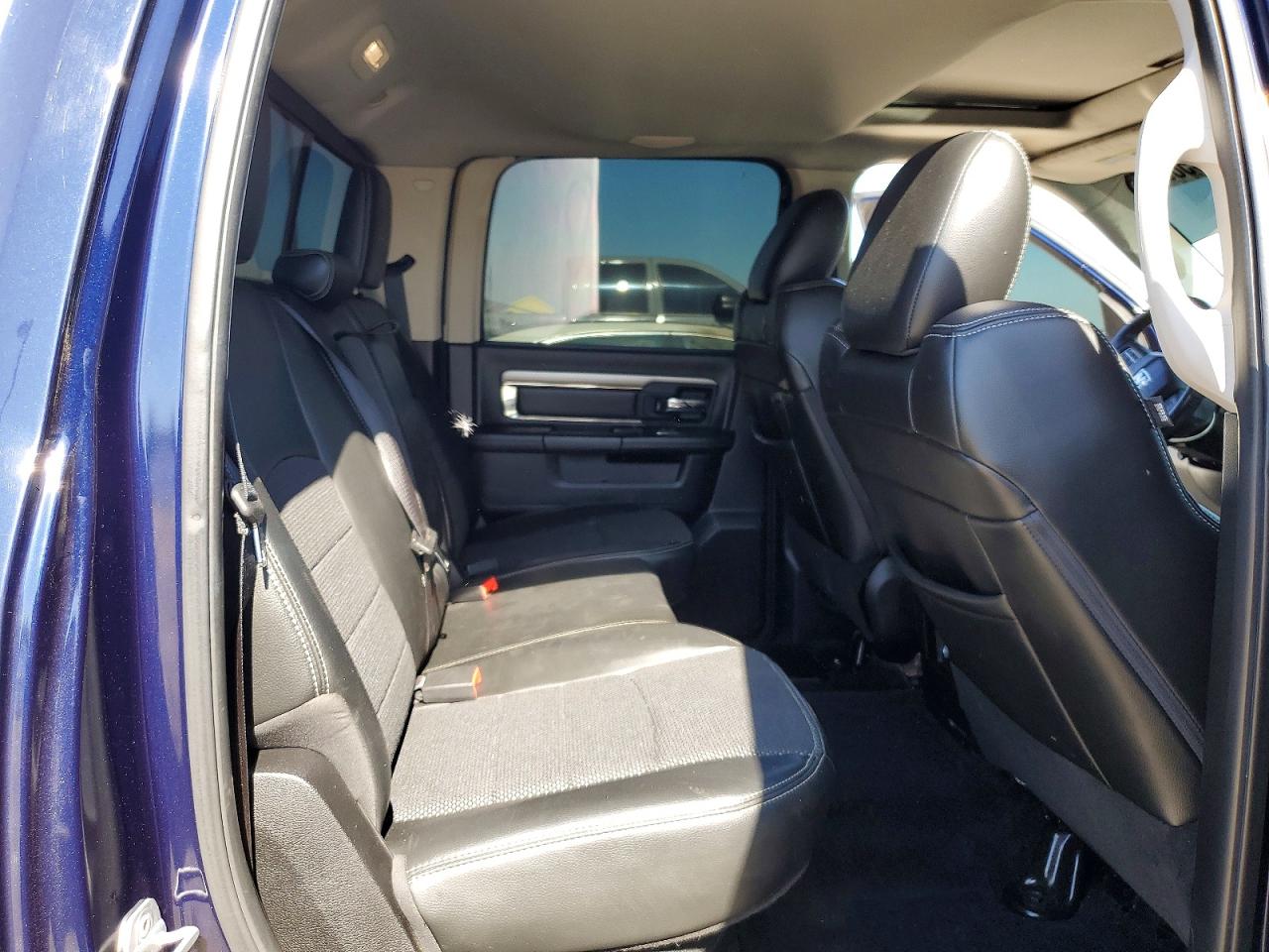 2013 RAM 1500 SPORT photo 28