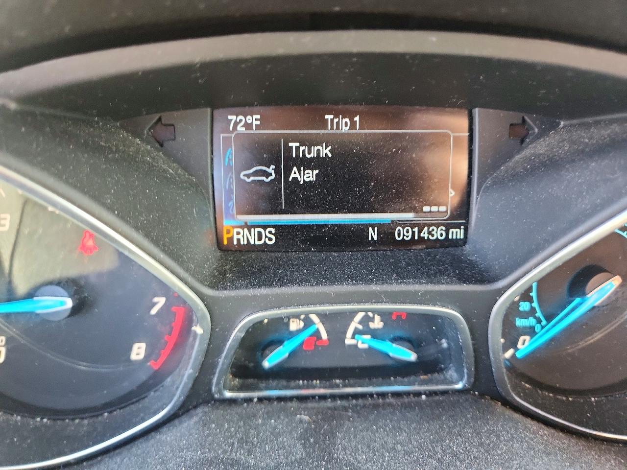 2016 FORD ESCAPE SE photo 17
