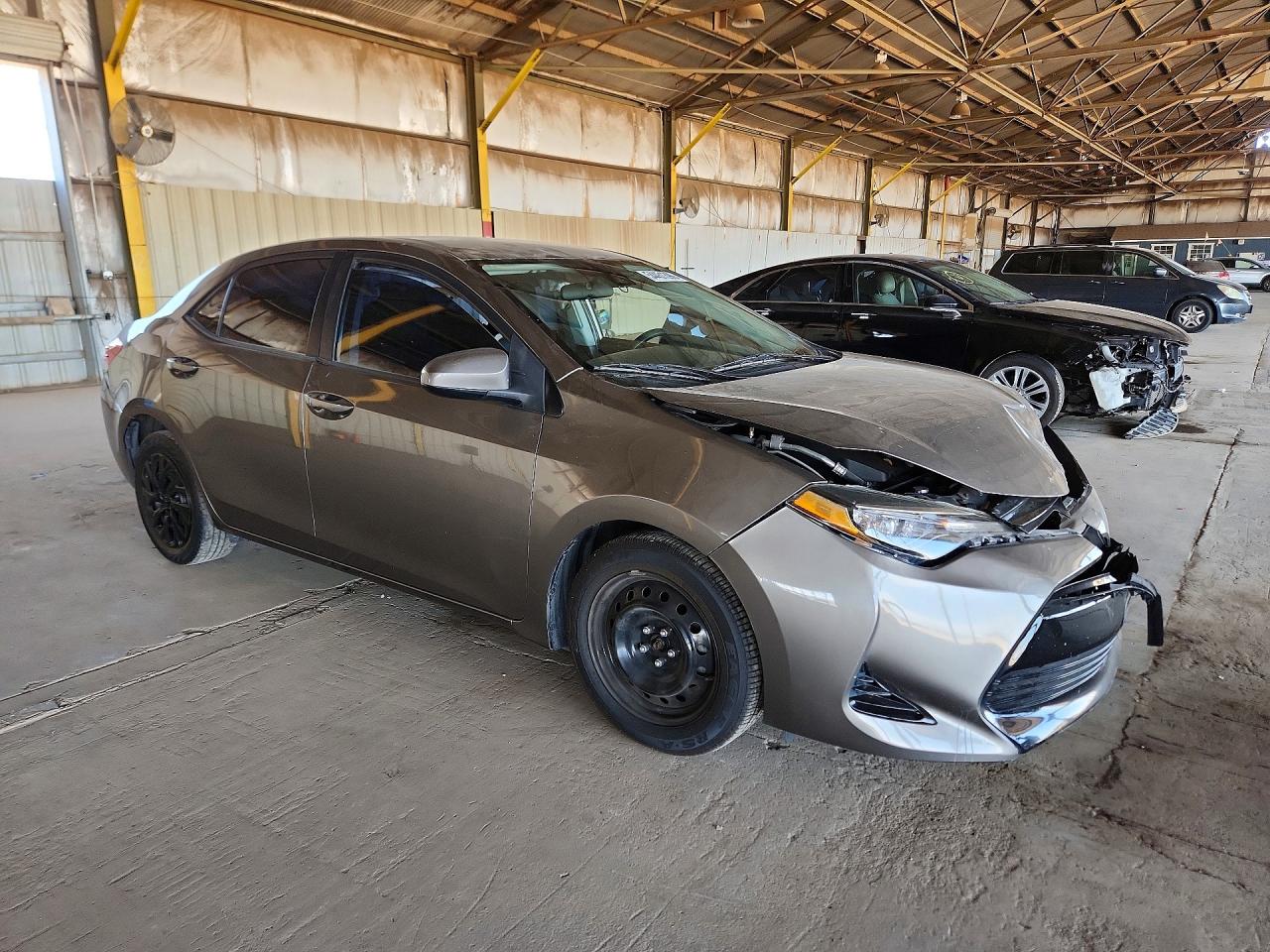 2019 TOYOTA COROLLA LE photo 10