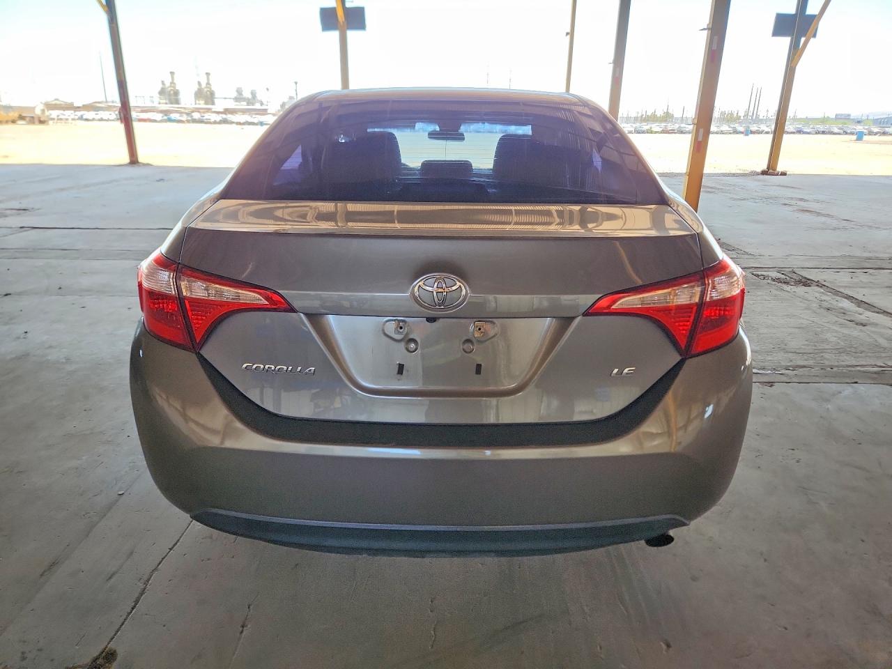 2019 TOYOTA COROLLA LE photo 16