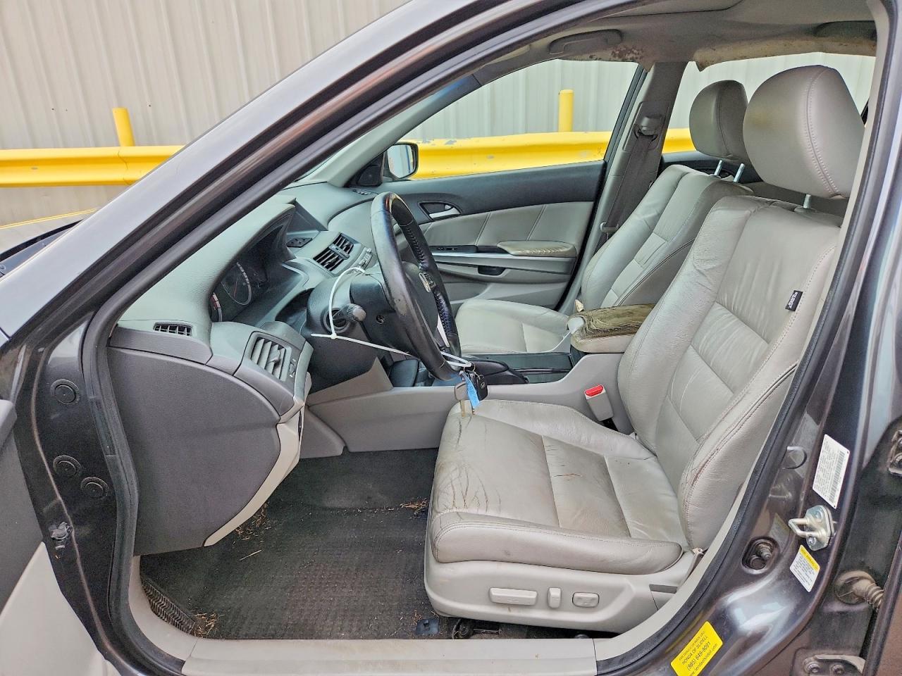 2010 HONDA ACCORD EXL photo 13
