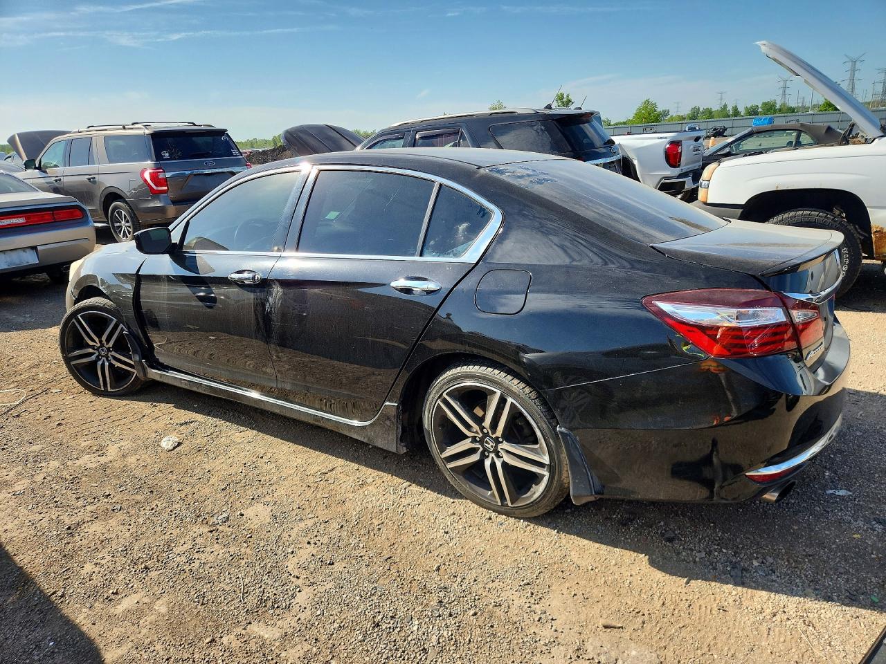 2017 HONDA ACCORD SPORT photo 4