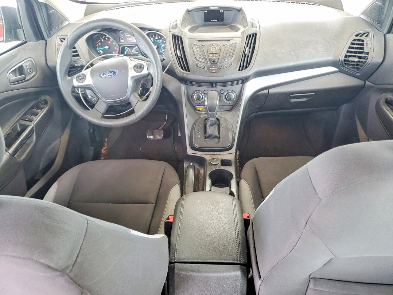 2016 FORD ESCAPE S photo 8