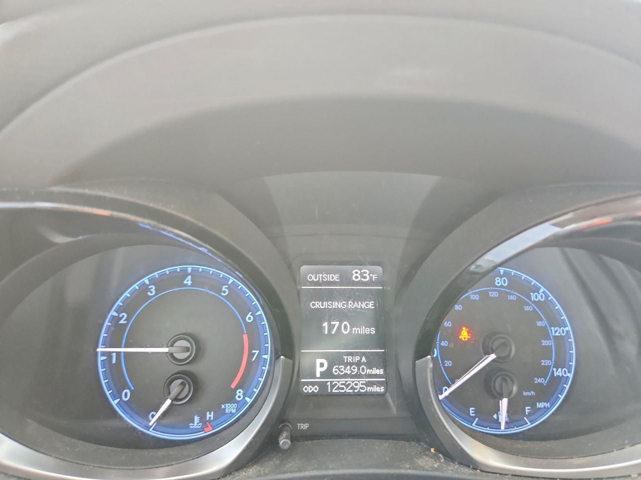 2016 TOYOTA COROLLA S PLUS photo 17