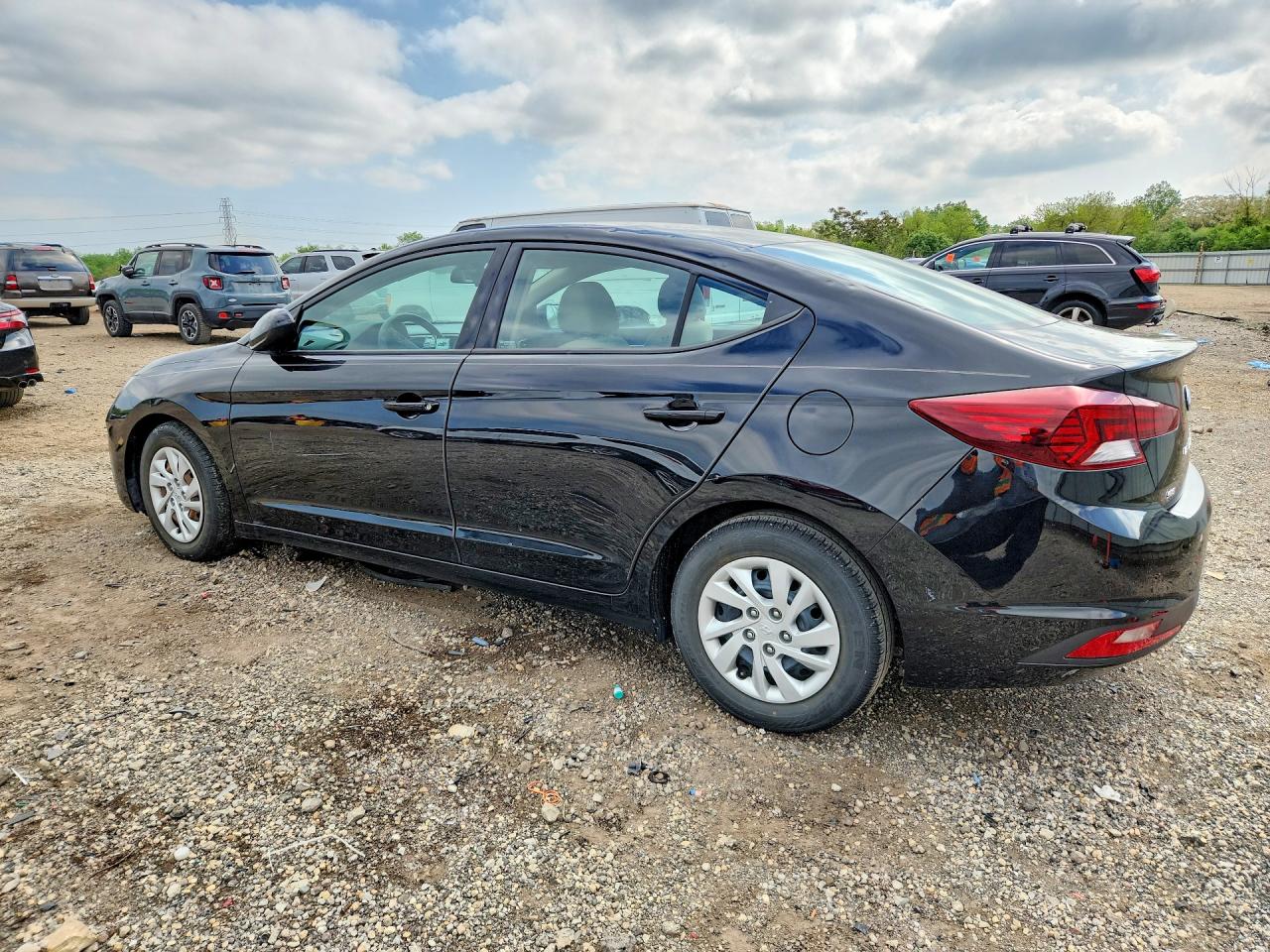 2020 HYUNDAI ELANTRA SE photo 2