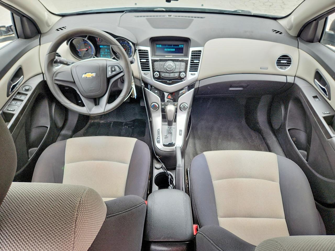 2015 CHEVROLET CRUZE LS photo 15