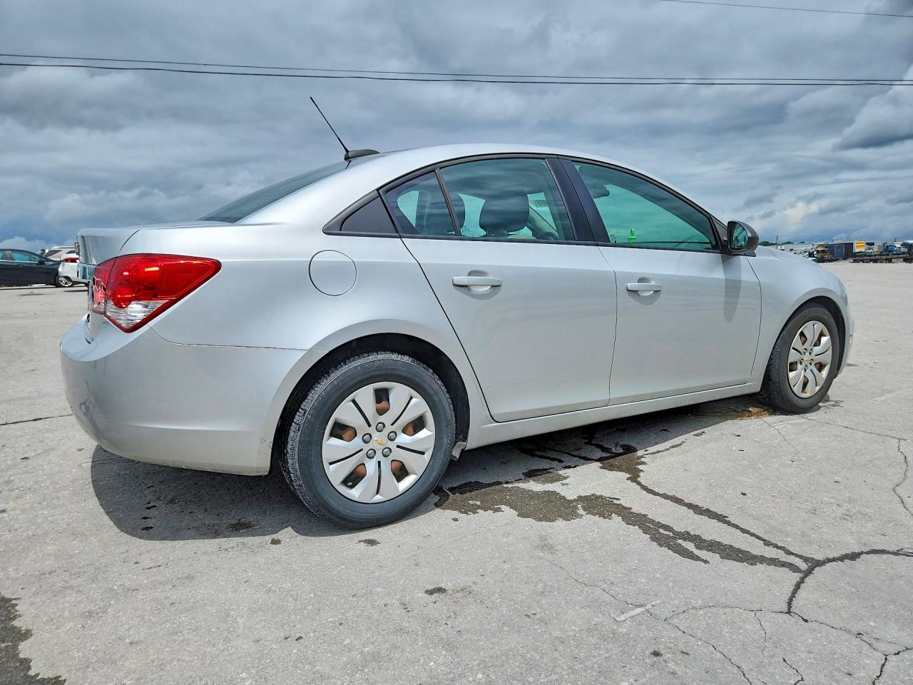 2015 CHEVROLET CRUZE LS photo 5