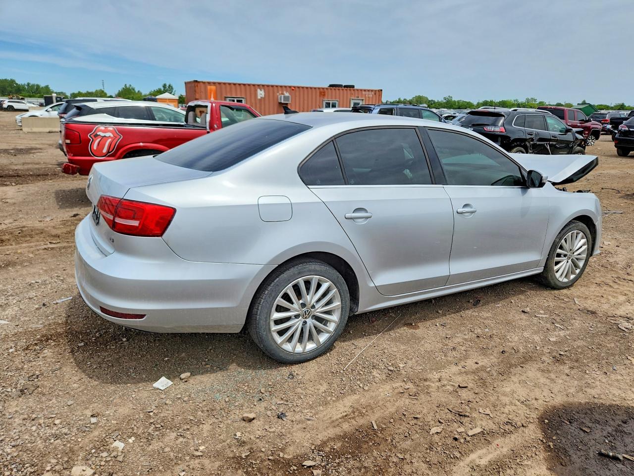 2015 VOLKSWAGEN JETTA SE photo 3
