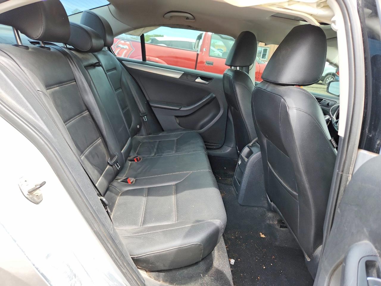 2015 VOLKSWAGEN JETTA SE photo 10