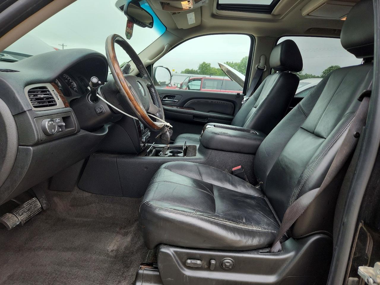 2009 GMC YUKON XL DENALI photo 19