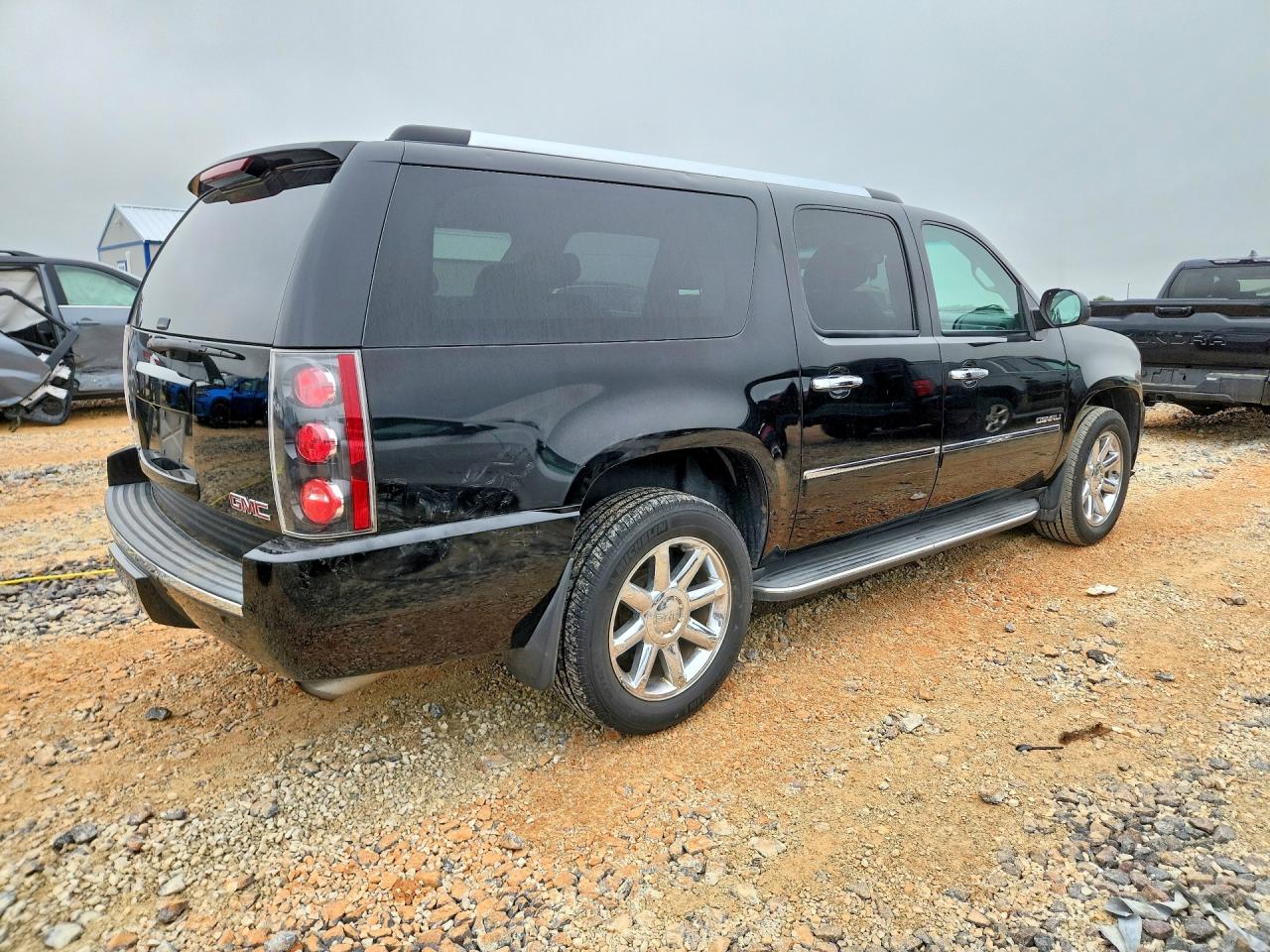 2009 GMC YUKON XL DENALI photo 7